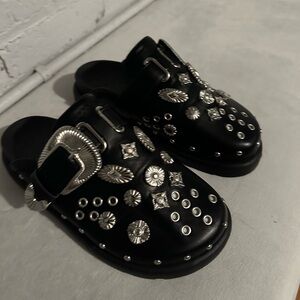 BRAND NEW BLACK MULES